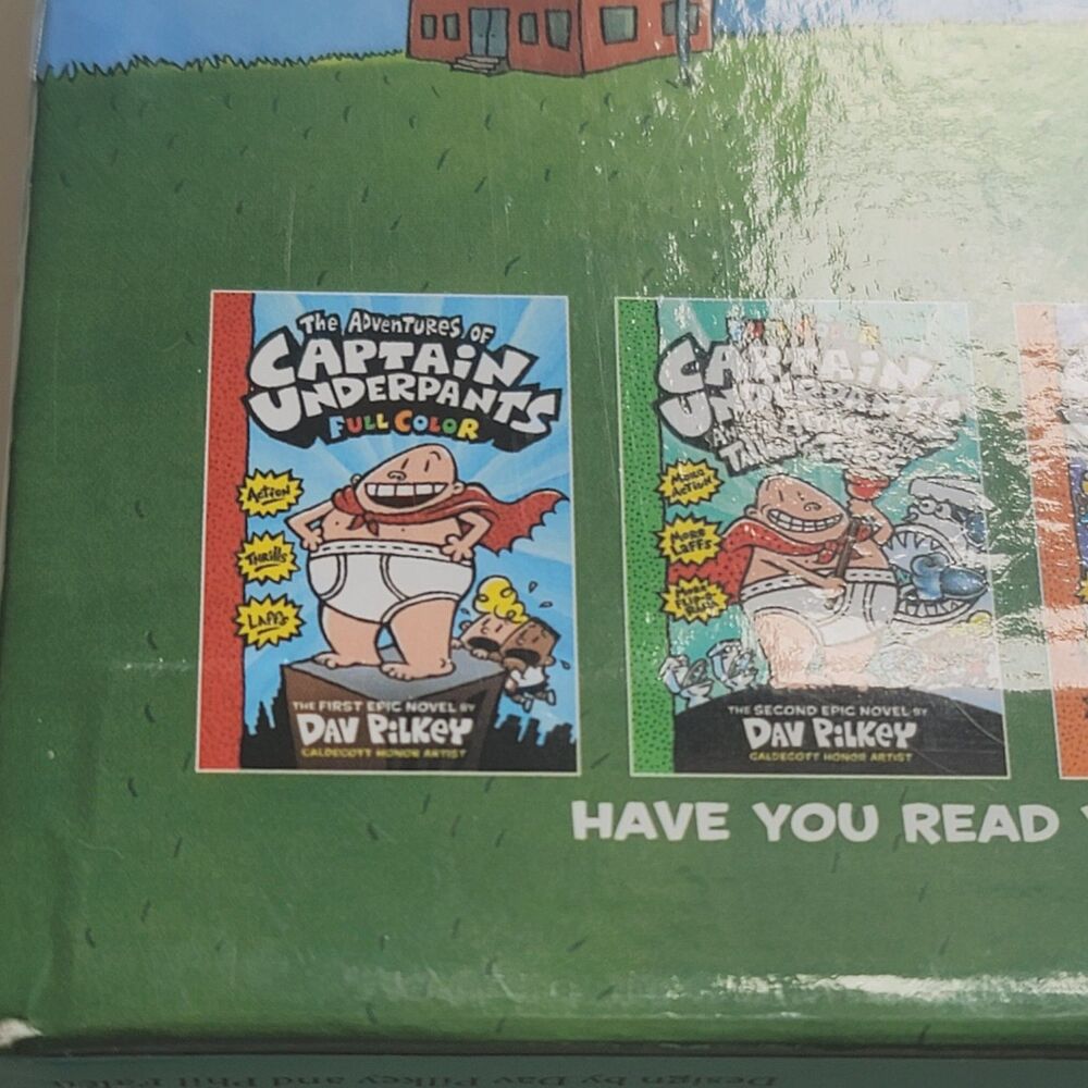 Captain Underpants Colossal Color Collection Box Set 5 - Picture 7 of 9